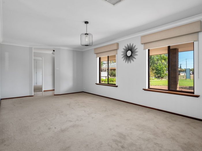 26 Fairetha Pl, Kalgoorlie WA 6430, Australia