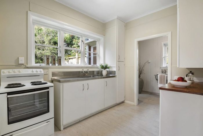 9B Kerr Street, Devonport, North Shore City, Auckland, 0624, New Zealand