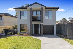 Unit 1/26 Ervin Rd, Kilsyth VIC 3137, Australia
