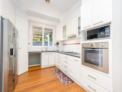 22 Granthorn St, Shepparton VIC 3630, Australia