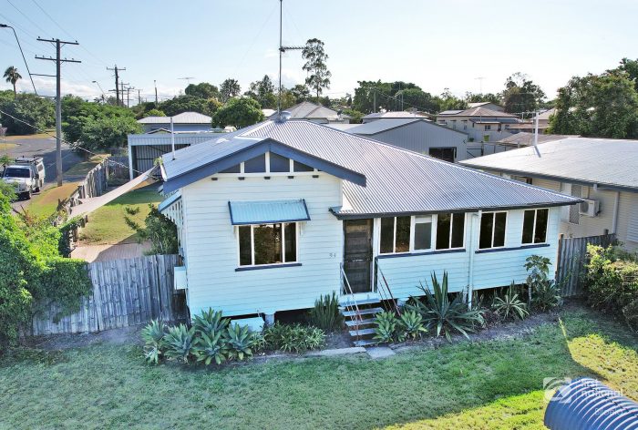 94 Grevillea St, Biloela QLD 4715, Australia