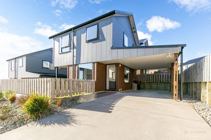 8 Astelia Way, Woodridge, Wellington, 6037, New Zealand