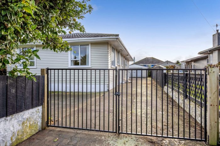17 Karaka Street, Hawera, South Taranaki, Taranaki, 4610, New Zealand