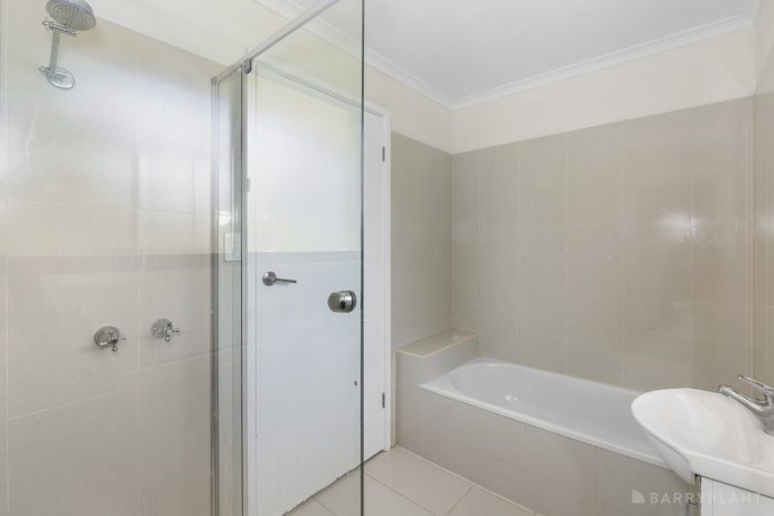71 Kemp St, Springvale VIC 3171, Australia