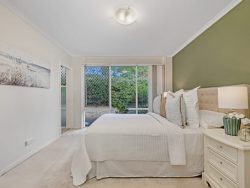 33 Kendall St, West Pymble NSW 2073, Australia