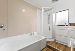 1/33 King Edward Avenue, Opaheke, Papakura, Auckland, 2110, New Zealand