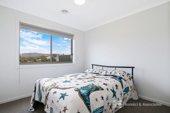 13 Cromwell Rd, Leneva VIC 3691, Australia