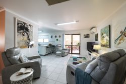 15 Lurline Dr, Proserpine QLD 4800, Australia
