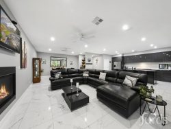 27 Angophora Dr, Pokolbin NSW 2320, Australia