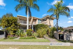 Unit 3/2 Parry St, Tweed Heads South NSW 2486, Australia