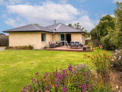 14 Montgomery Street, Waimate, Canterbury, 7924, New Zealand