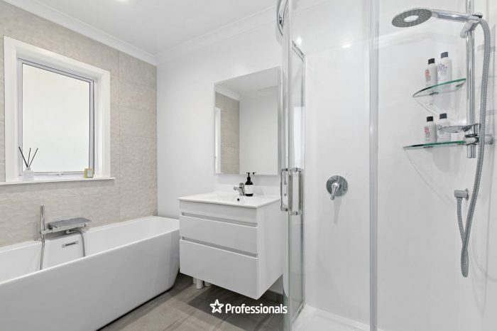 42 Mountbatten Grove, Clouston Park, Upper Hutt, Wellington, 5018, New Zealand