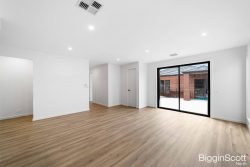 6 Dollfus Cct, Wollert VIC 3750, Australia