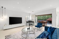 25 Naxos Rd, Greenvale VIC 3059, Australia