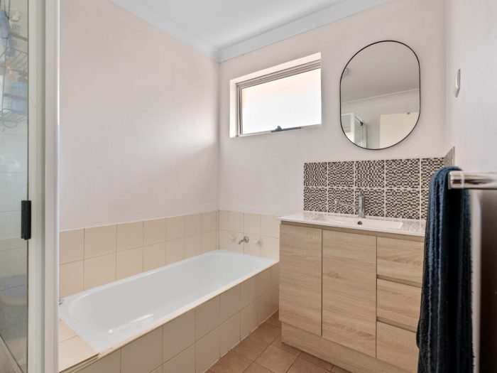 21 O’Connor Way, West Lamington WA 6430, Australia