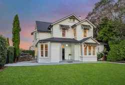 27 Orakei Road, Remuera, Auckland, 1050, New Zealand