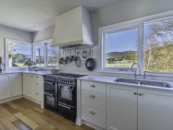 64 Pages Rd, Grove TAS 7109, Australia