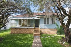 52 Dorothea St, Cannon Hill QLD 4170, Australia