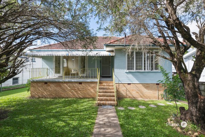 52 Dorothea St, Cannon Hill QLD 4170, Australia