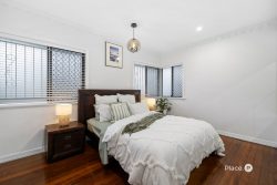5 Blackwood Ave, Cannon Hill QLD 4170, Australia