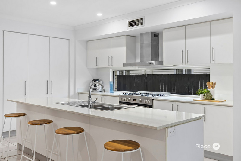 19 Brenda St, Morningside QLD 4170, Australia