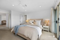 19 Brenda St, Morningside QLD 4170, Australia