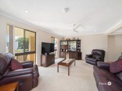 3 Drambuie Ct, Kippa-Ring QLD 4021, Australia