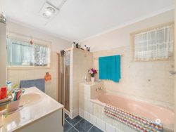 152 Macdonnell Rd, Margate QLD 4020, Australia