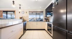 21 Plush St, Greenock SA 5360, Australia