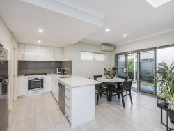 31B Offham Way, Westminster WA 6061, Australia
