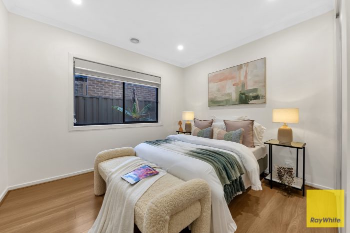 60 Rivella Cct, Tarneit VIC 3029, Australia