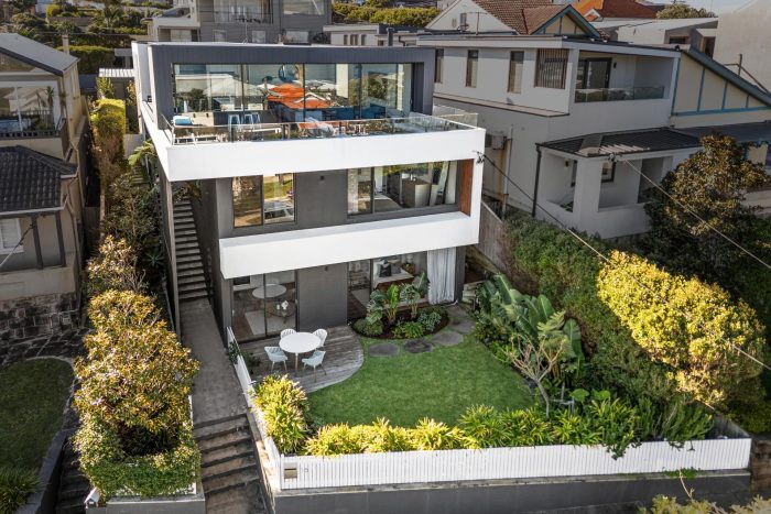 15 Shackel Ave, Clovelly NSW 2031, Australia