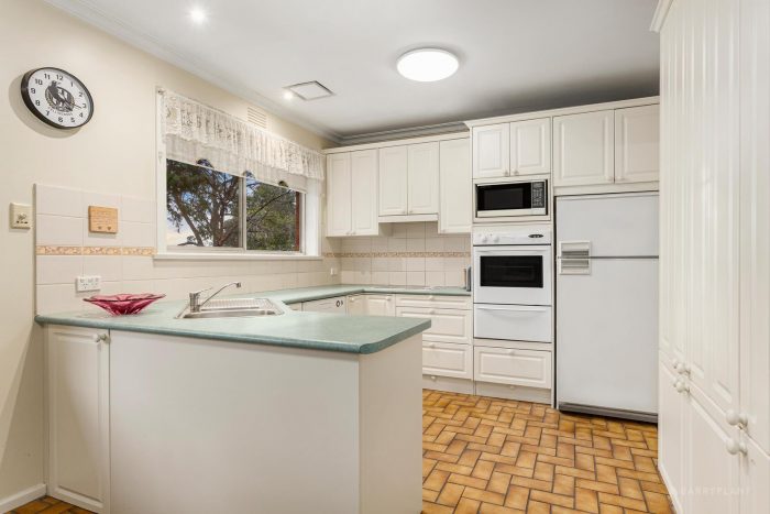 28 Sheahans Rd, Bulleen VIC 3105, Australia
