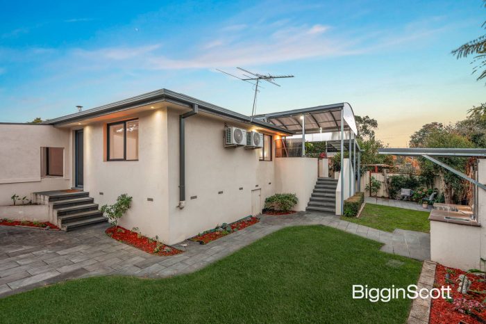 4 Kingswood Ave, Mount Waverley VIC 3149, Australia