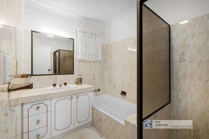 47 Blundell Blvd, Tweed Heads South NSW 2486, Australia