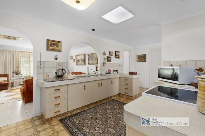 47 Blundell Blvd, Tweed Heads South NSW 2486, Australia