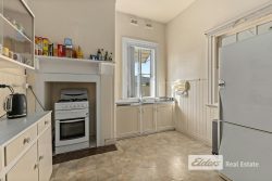 142 Steere St N, Collie WA 6225, Australia