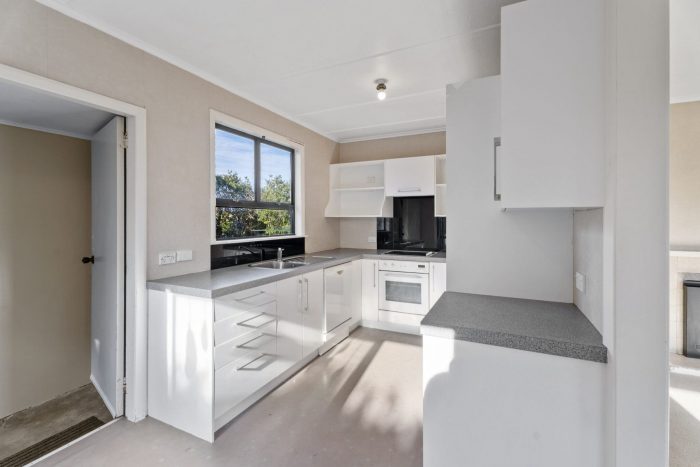 1 Tennyson Street, Opunake, South Taranaki, Taranaki, 4616, New Zealand
