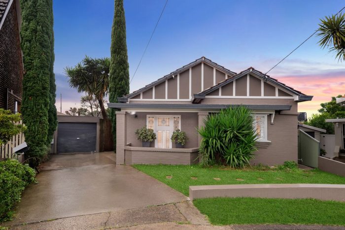 2 Alabama Ave, Bexley NSW 2218, Australia