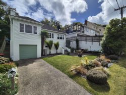 9 David Crescent, Karori, Wellington, 6012, New Zealand