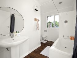 14 Upland Street, Helensburgh, Dunedin, Otago, 9010, New Zealand