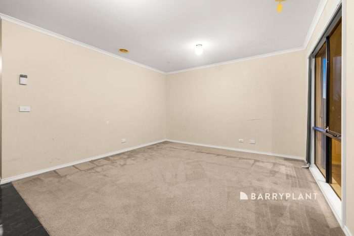46 Wakenshaw Cres, Pakenham VIC 3810, Australia