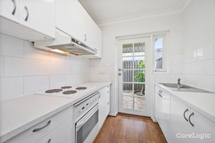 Unit 11/41 Waverley St, Kerijon Units, Dianella WA 6059, Australia