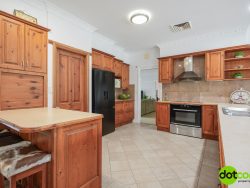 21 Waverly Dr, Dubbo NSW 2830, Australia