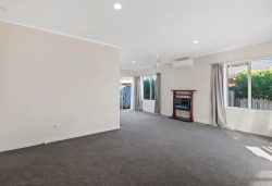 5/57 Weiti Road, Orewa, Rodney, Auckland, 0931, New Zealand