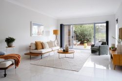 10A Clough Parade, Reservoir VIC 3073, Australia