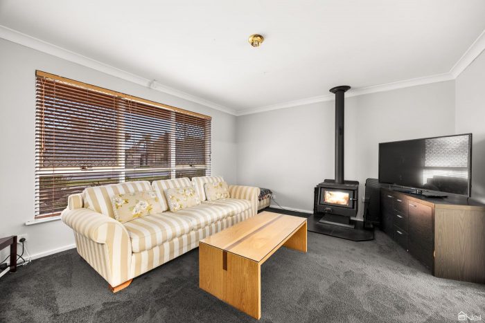 26 Amanda Dr, Camillo WA 6111, Australia