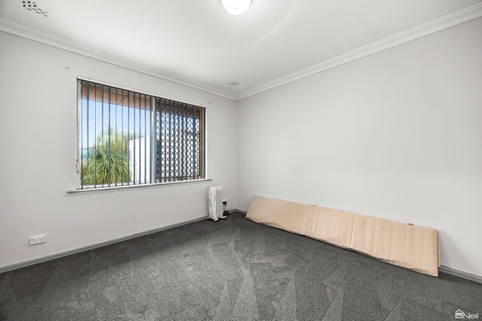 26 Amanda Dr, Camillo WA 6111, Australia