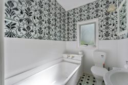 3 Frieston Road, Milford, North Shore City, Auckland, 0620, New Zealand