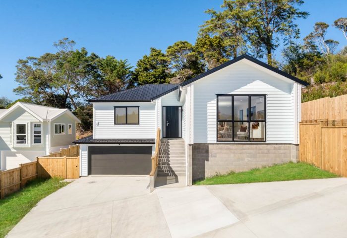 36 Awanui Road, Red Beach, Rodney, Auckland, 0932, New Zealand
